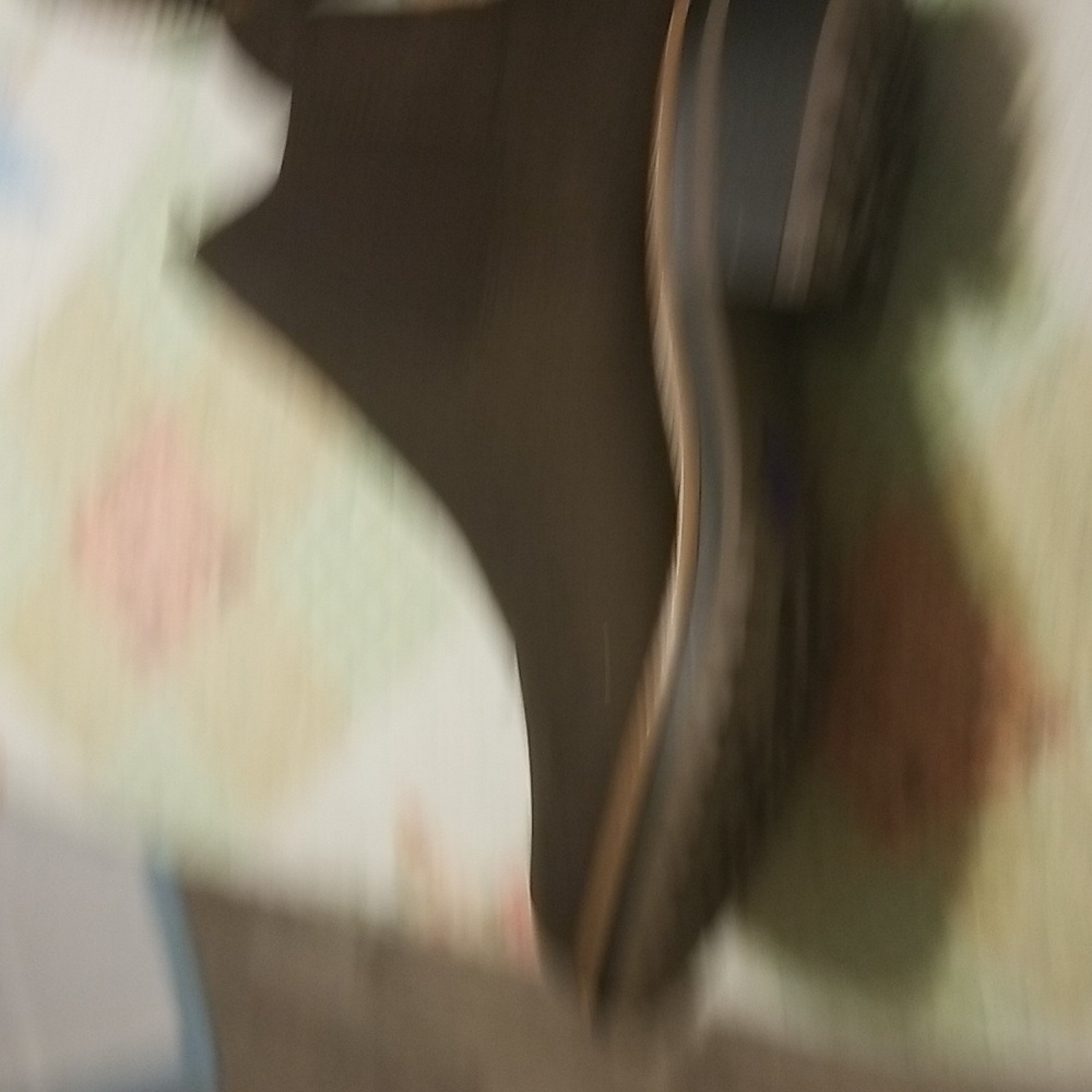Boots - Picture 4 of 4
